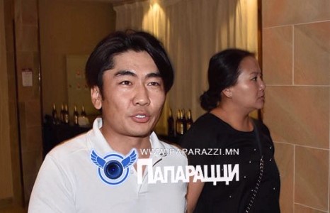 Хаянаа шиг халамжтай нөхөр ховор шүү