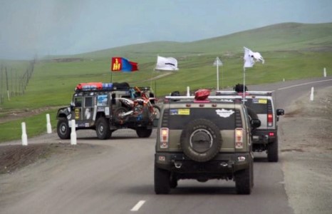 Сайн үйлст “Hummer club Mongolia” -ийн залуус Бурхан Халдуныг зорино