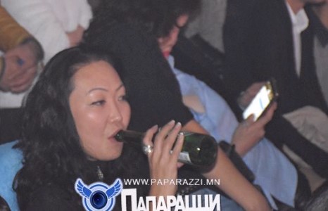 Топ моделийн дэггүйтэлт