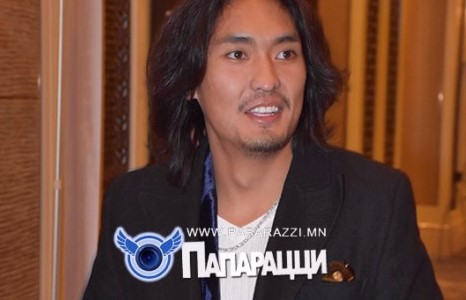 Ханхүү Дөлгөөн