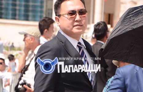 Дуучин, зохиолч, захирал Н.Учрал