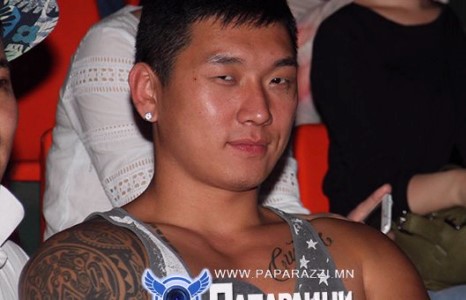 Боди модель хайрын романсаа сэргээсэн үү