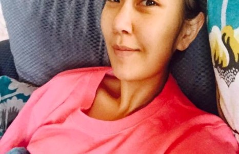 “No make up challenge” буюу будаггүй сельфид нэгдсэн олны танил бүсгүйчүүд /Фото/