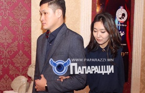 Сонгодогт дурласан хосууд