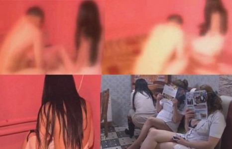 Биеэ үнэлдэг бүлэг охидыг саатуулжээ