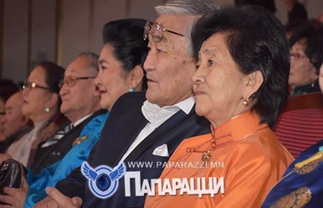 Урлагийн ховорхон гэр бүл