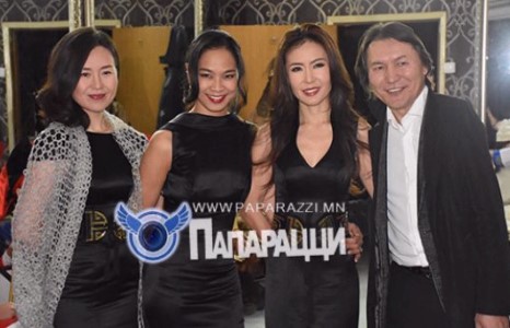 “Sweetymotion”-ы бүсгүйчүүдийн “цайны” ганц дээл