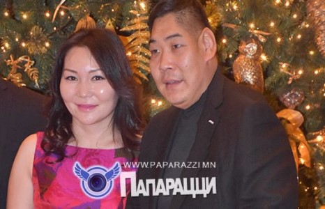 Т.Баясгалан олны өмнө гарч ирэв