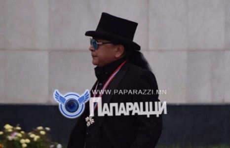 Рок попын түүх тээгч эрхэм