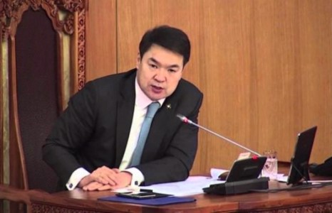 Ч.Сайханбилэг Г.Уянгад “банга” хүртээв