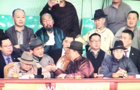 “НАМБАРВАН” санасандаа хүрлээ