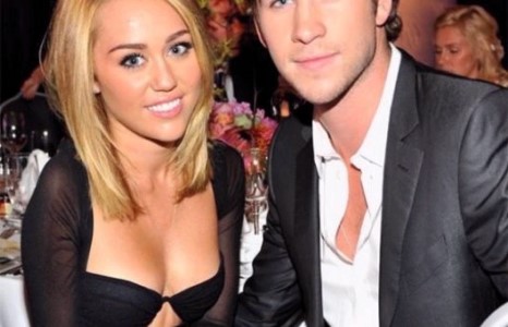 Майли Сайрус, Лиам Хемсворт нар гэрлэжээ