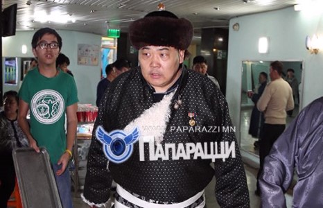 Кёкүшюзаны “зартай” хөөрөг