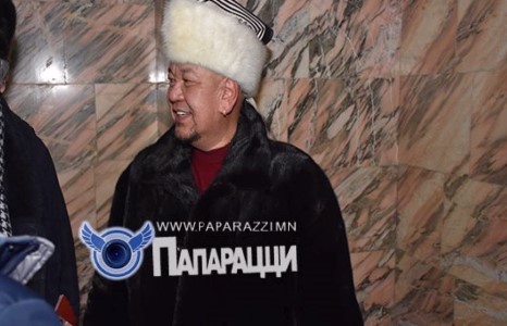 Ц.Түвшинтөгс гавьяат “Болор цом”-д саатжээ