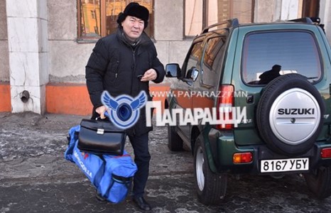 Аваргад багадсан төмөр хүлэг