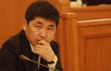 1000 хүнд сая, сая төгрөг тараагаад их хуралд суусан гэв үү