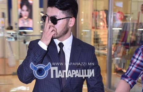 Хүүхнүүдийг харцыг булаасан П.Баттөр