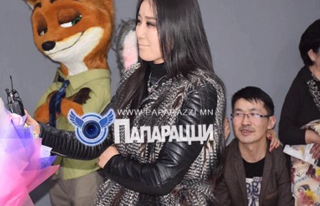 Фитнессийн од Д.Уранзаяа телевизийн салбарт хүч үзэж явна