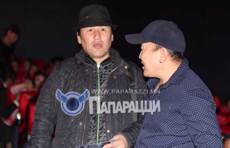 “Хурд”-ын Отгоо киночдоо дэмжив