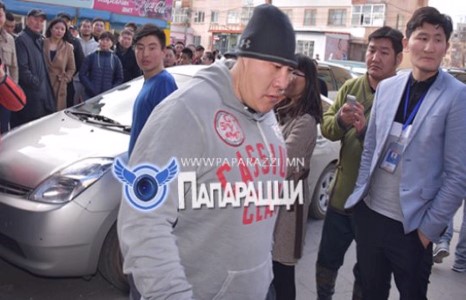  “Hero” Баатар Баянголын гадаа найруулагчийн ажлаа хийв