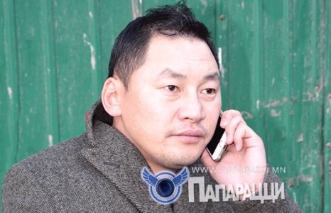 Жүжигчин Б.Амарсайхан харамсав