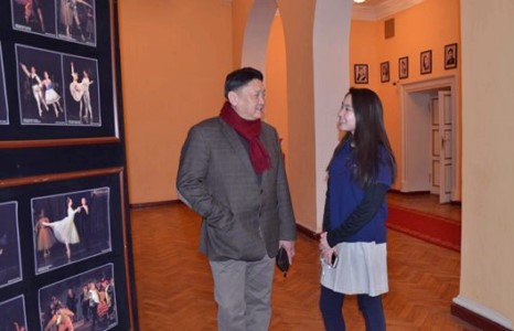 Г.Шийлэгдамба Чайковскийн үдэшт саатлаа