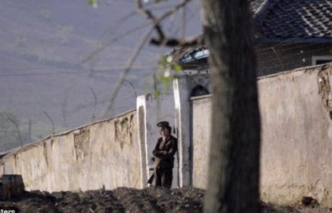 Хойд Солонгосын шоронгууд хоригдлоор дүүрчээ