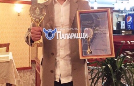 “Зангараг” ОУ-ын кино наадмын Гранпри шагнал хүртлээ