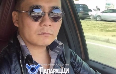 Галхүү найруулагчийн содон мэндчилгээ