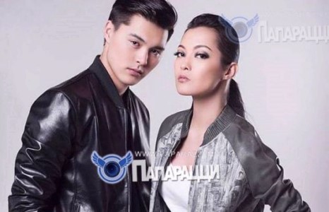 Хөлбөмбөгчин нөхөртэй  С.Сарнай