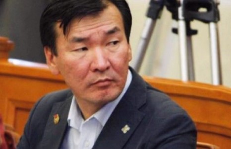 С.Ганбаатар Н.Энхбаярт “дагаар” орно гэв үү 