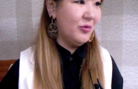 ХӨСҮТ-Д ЭМЧЛҮҮЛЖ БУЙ ХҮҮХДҮҮДЭД 2000 ТӨГРӨГ ХАНДИВЛАЦГААЯ/видео/