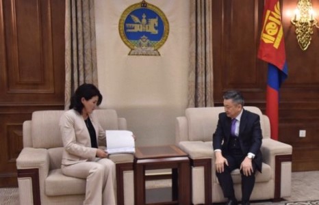 Тавантолгойн ордыг ашиглах тогтоолын төсөл өргөн мэдүүлэв