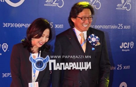 Чадаж байгаа юманд арга байхгүй 