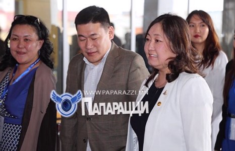 У.Хүрэлсүхийн уясан морь УИХ-д хүч үзнэ 