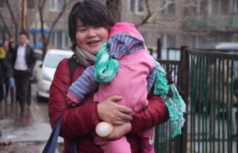 Өвчтэй охины ээжийг хуурсан дуучин Л.Байзада дараах тайлбарыг хийжээ