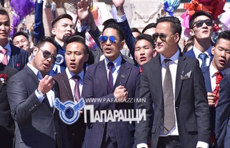 Guys-ийн дэгжин залуус 