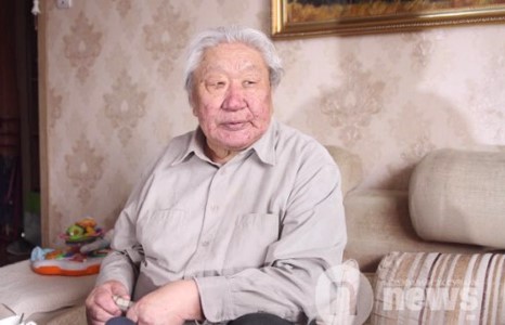 Ерөнхийлөгчийн уучлал үзүүлэх бүрэн эрх гэж байдаг үүнд хэн ч оролцох ёсгүй