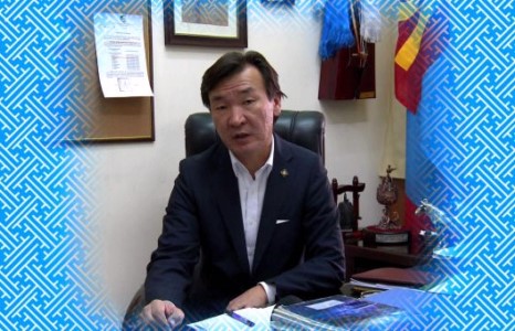 С.Ганбаатар: МАНАН-д орсноос үхсэн нь дээр