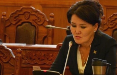 Л.Эрдэнэчимэг уналаа