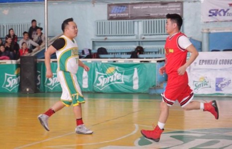 Бөхчүүд, урлагийнхан “Үндэсний цом”-д өрсөлдөж байна