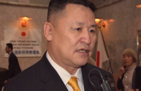 Улс төр рүү улайран дайрах Ш.Адьшаа нарыг сонгох нь зөв үү