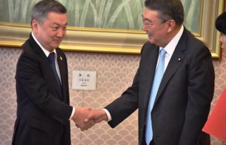 З.Энхболд өөрийгөө ерөнхий сайд гээд бодчихож