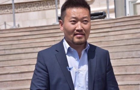 “Хера”-гийн Ганхуягт итгэж болно 