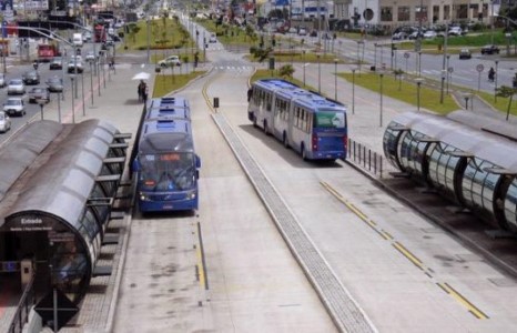 Тусгай замын автобусаар зорчдог болно