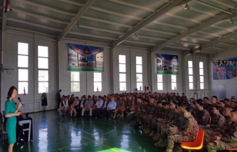 Батаа цэргийн албаа ч хаана, цалингаа ч авна