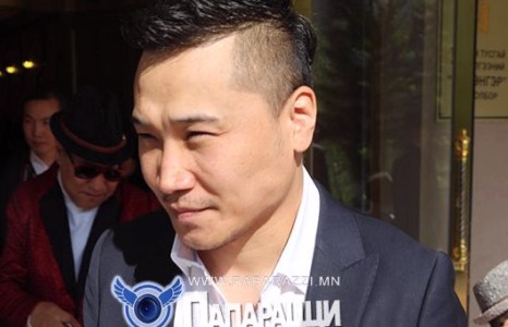 Ганц бие гэж андуурав аа 