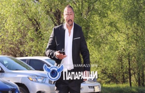 “Аав” Академи авардс-д саатсан нь