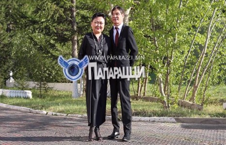 Уянгын дууны хаан, хатан хоёр 