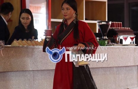 С.Жавхлангийн “Монголоороо” гэргий 